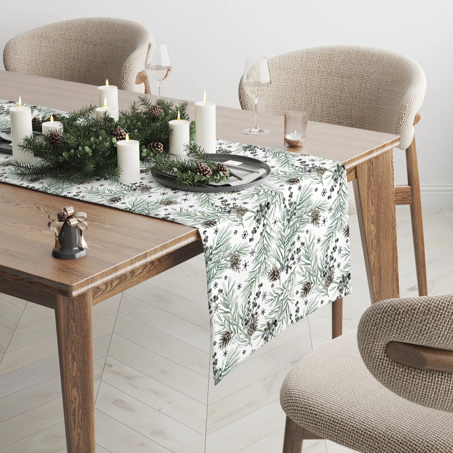 Pine and Berry Winter Botanical Table Runner | WINTER23TBR01