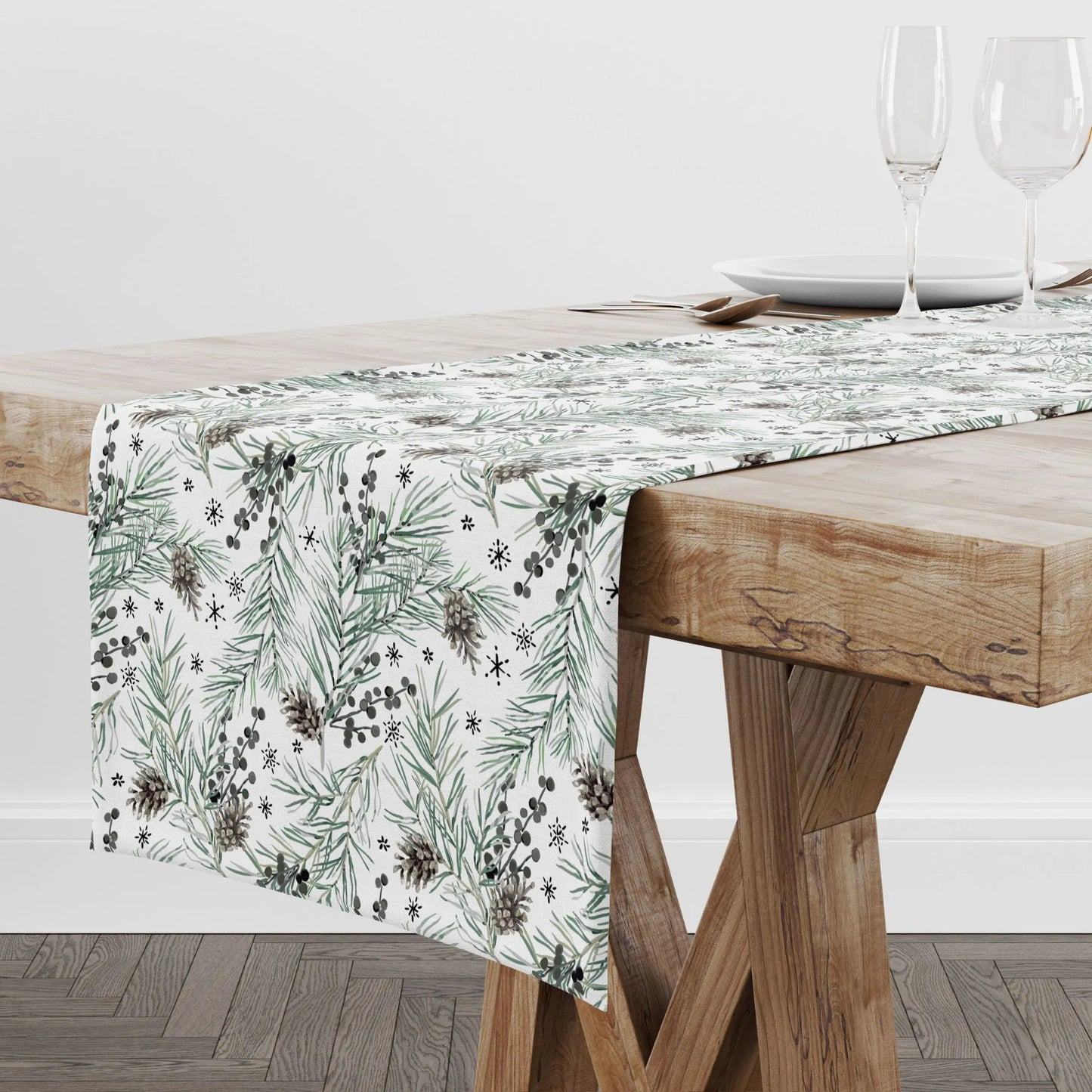 Pine and Berry Winter Botanical Table Runner | WINTER23TBR01